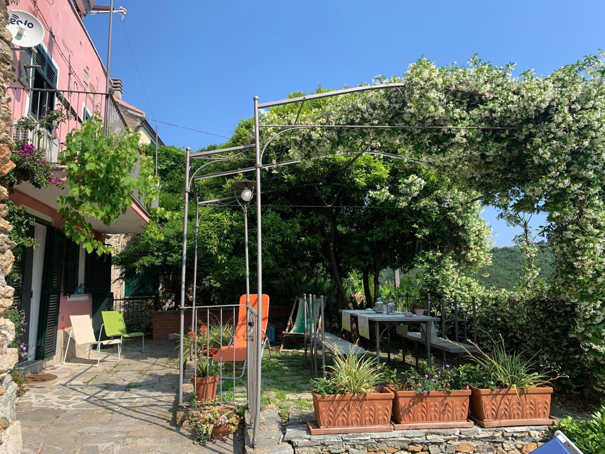 Vila La Casa Di Sandra A Noli Exteriér fotografie